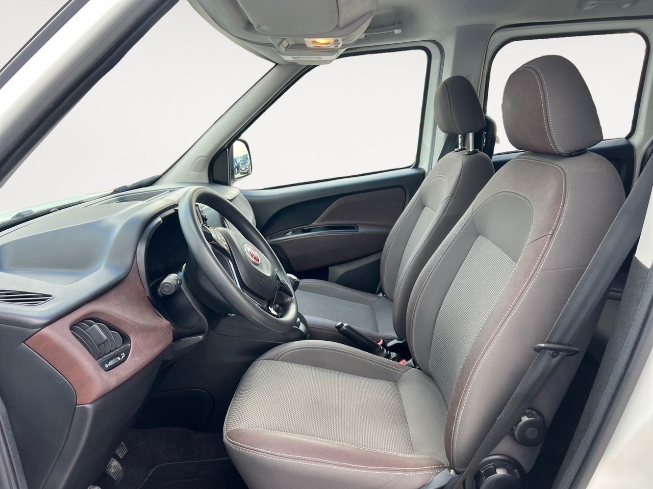 Fiat Doblò 1.6 MultiJet N1 Trekking - foto 9