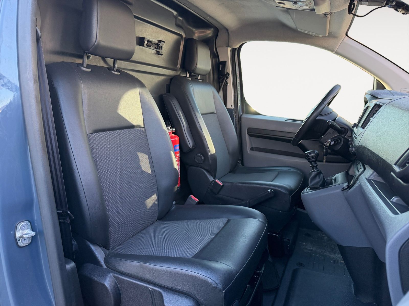 Citroën Jumpy Combi BlueHDi 100 Talla M Confort - foto 8