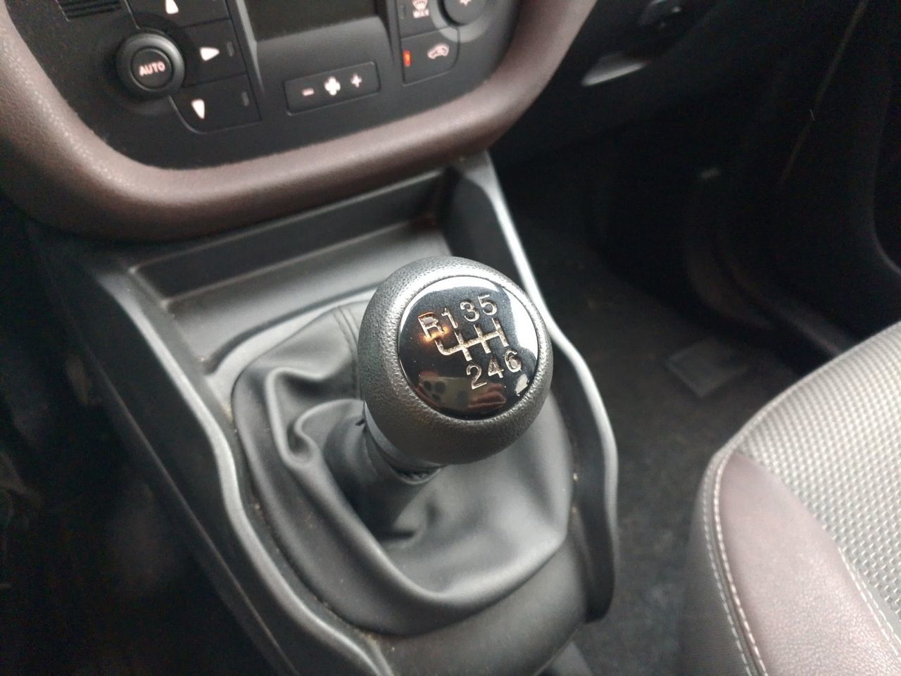 Fiat Doblò 1.6 MultiJet N1 Trekking - foto 13