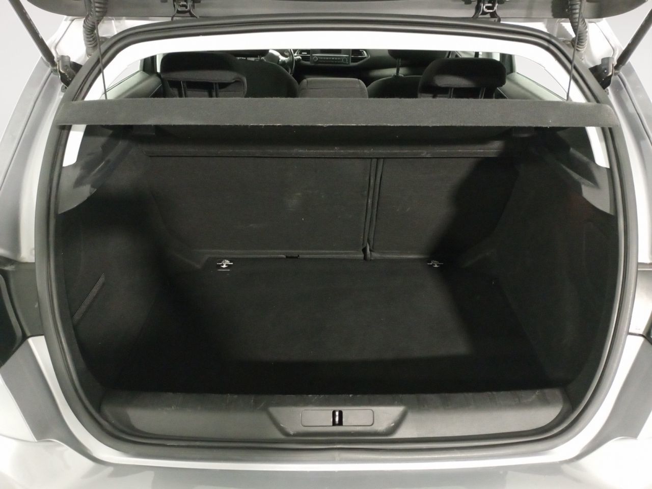 Peugeot 308 BlueHDi 100 Access - foto 12
