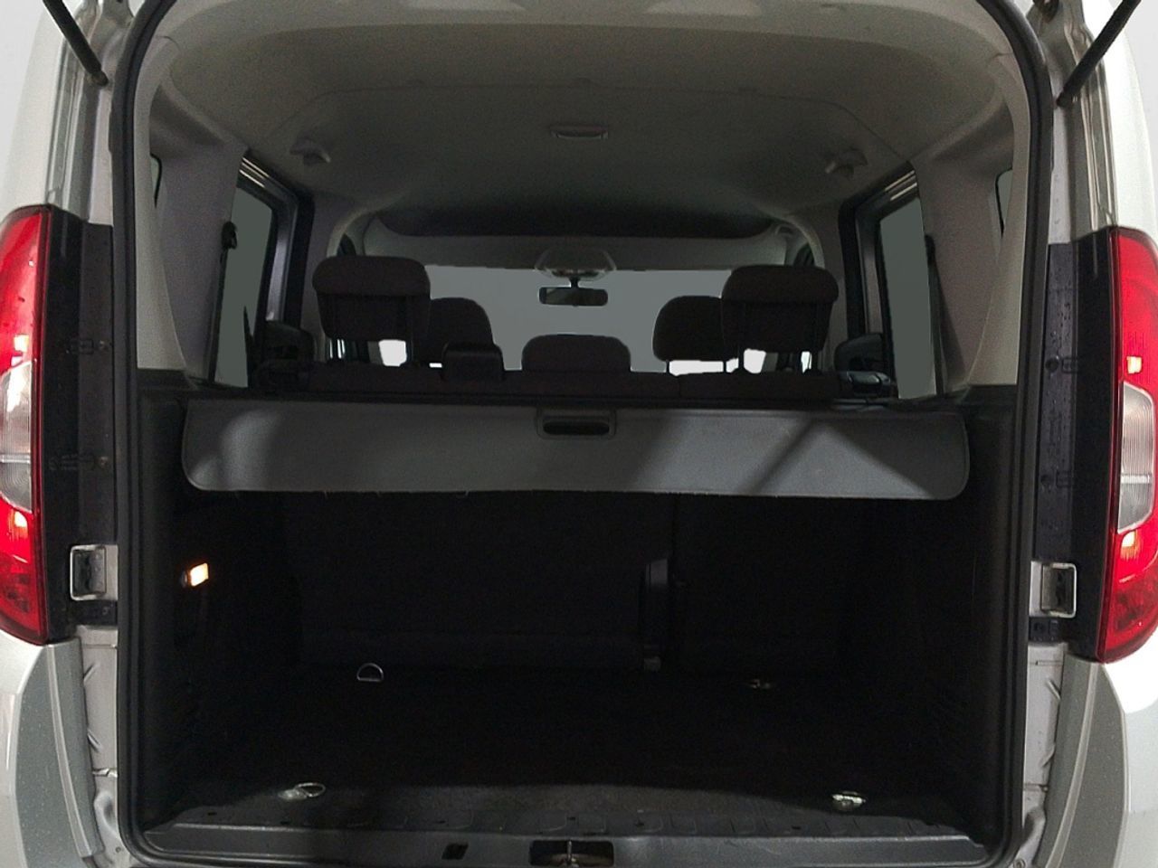 Fiat Doblò 1.6 MultiJet N1 Trekking - foto 12