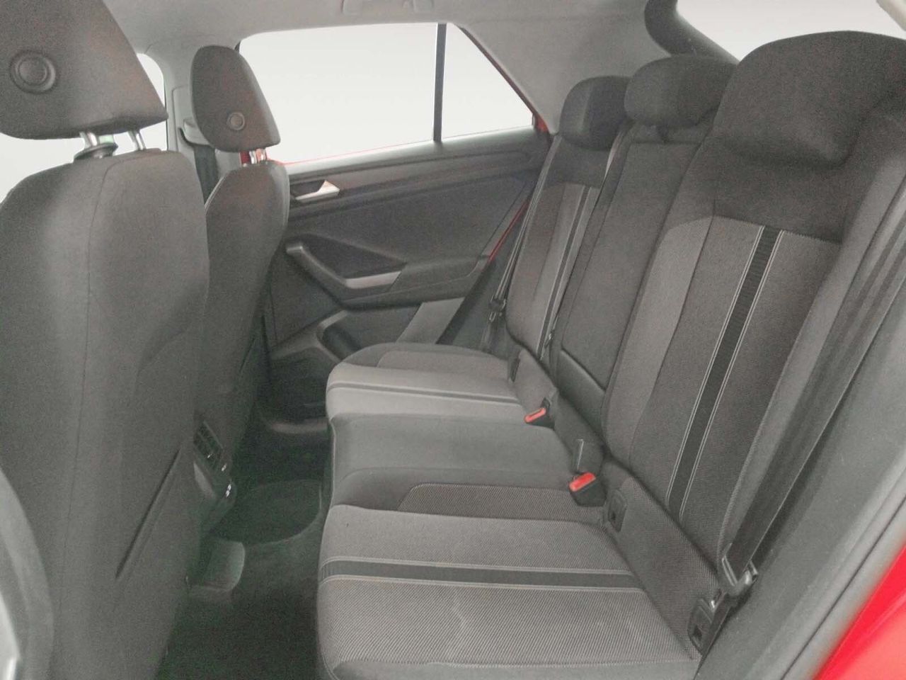Volkswagen T-Roc Advance R-Line 1.5 TSI DSG - foto 12