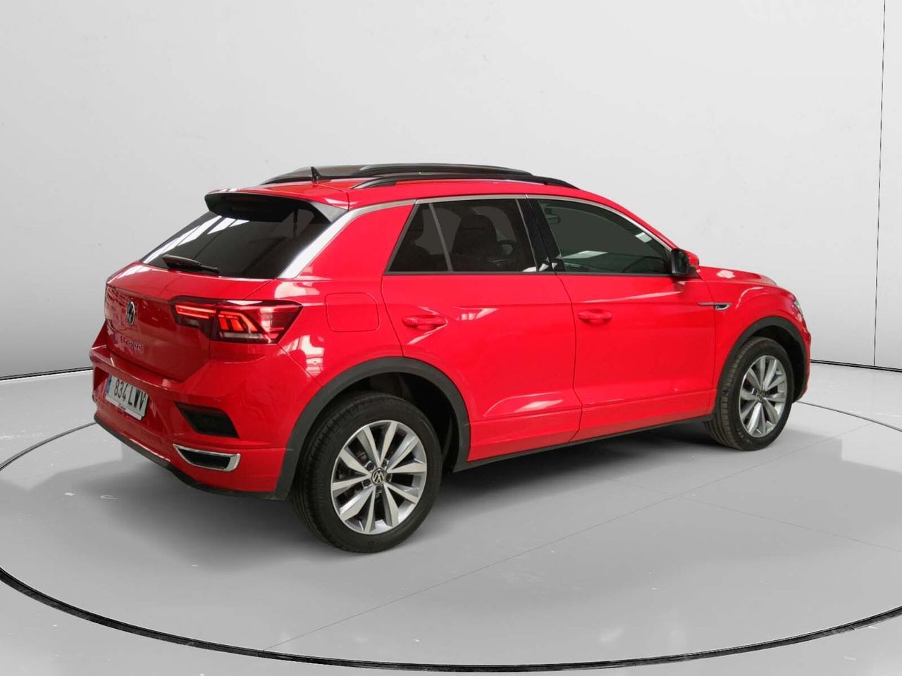 Volkswagen T-Roc Advance R-Line 1.5 TSI DSG - foto 3