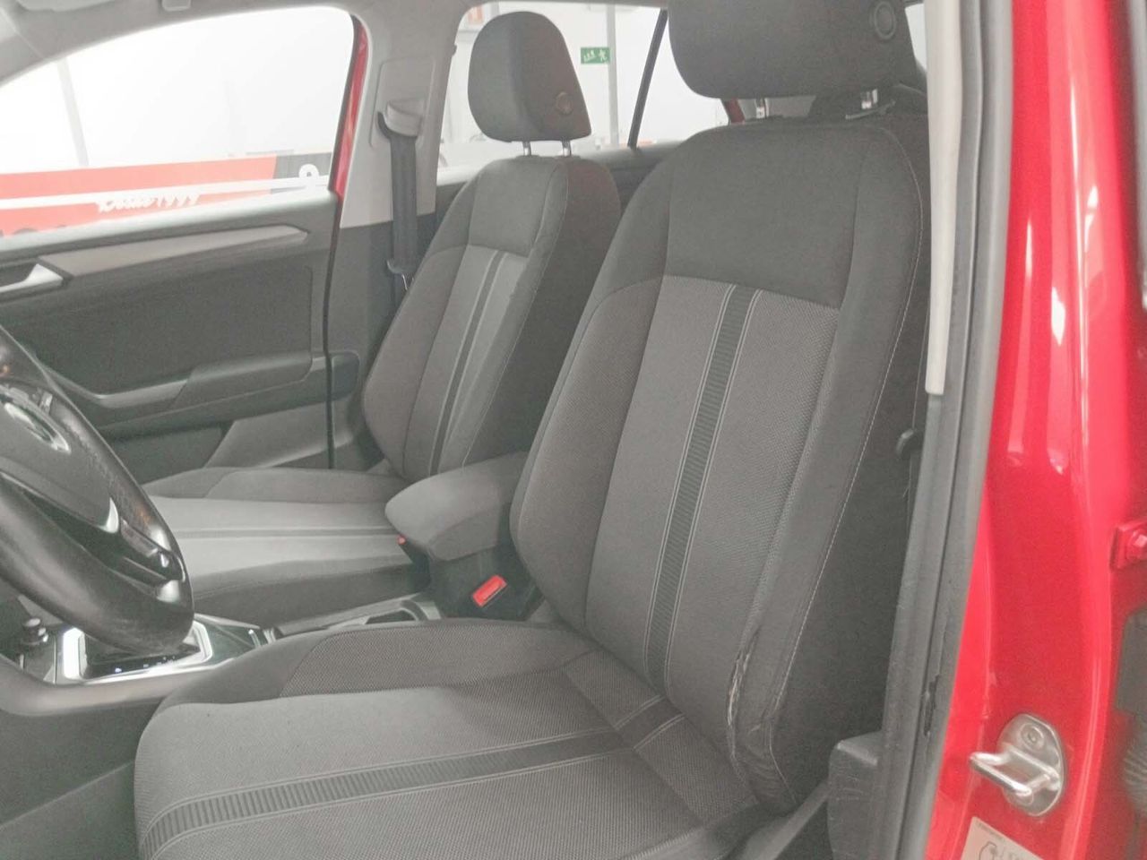 Volkswagen T-Roc Advance R-Line 1.5 TSI DSG - foto 22
