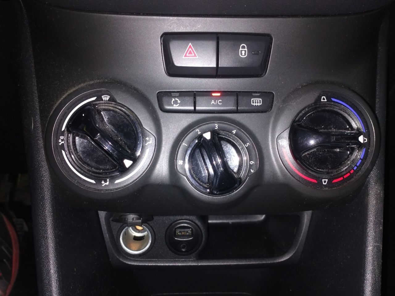 Peugeot 208 PureTech 82 Style - foto 17