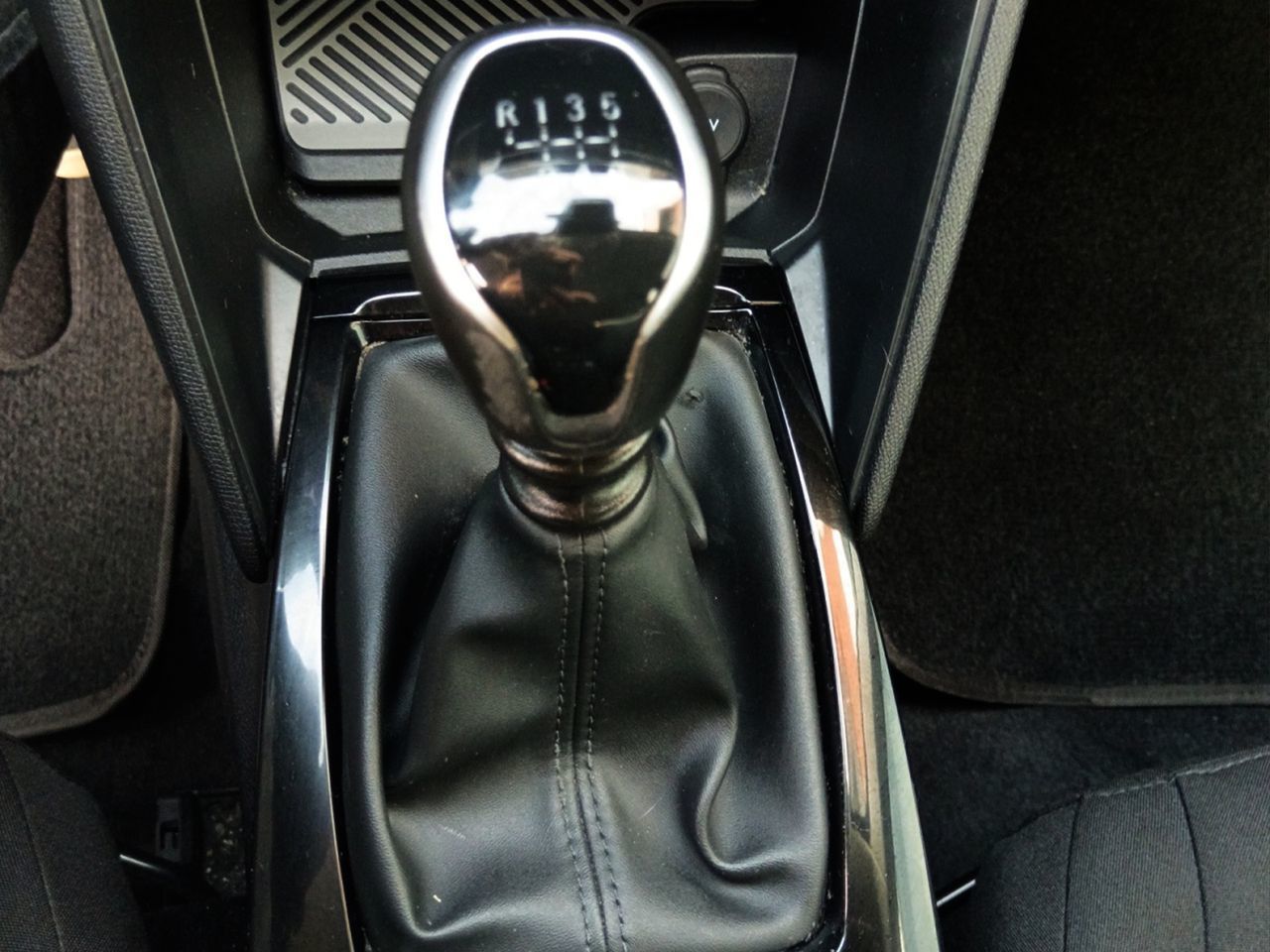 Citroën C4 PureTech 100 Feel - foto 12
