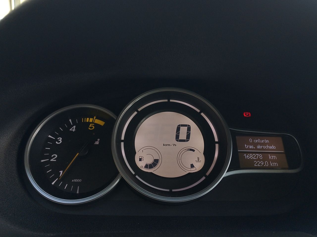 Renault Mégane dCi 90 eco2 Authentique - foto 16
