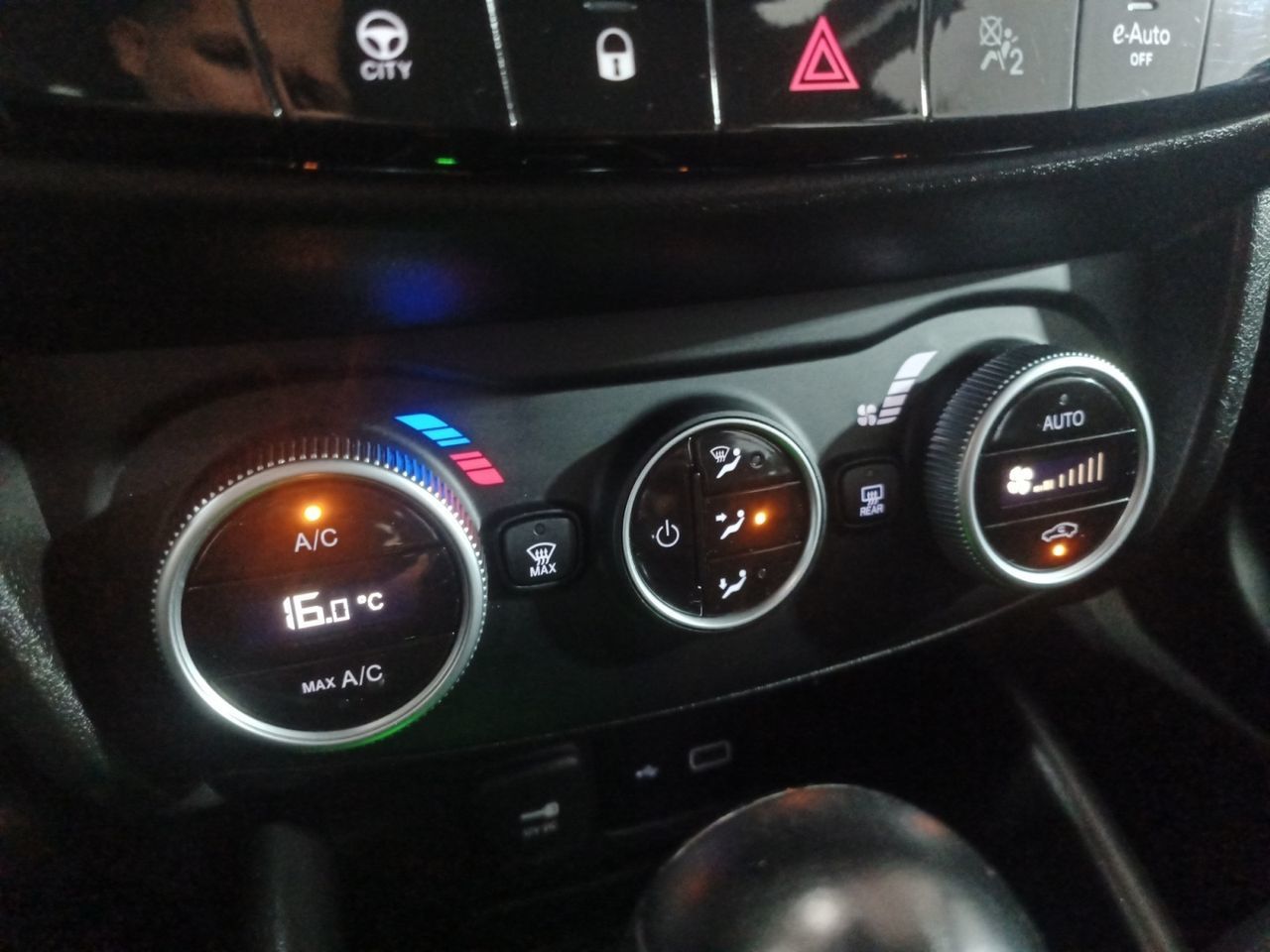 Fiat Tipo 1.5 Hybrid City Life DCT - foto 19