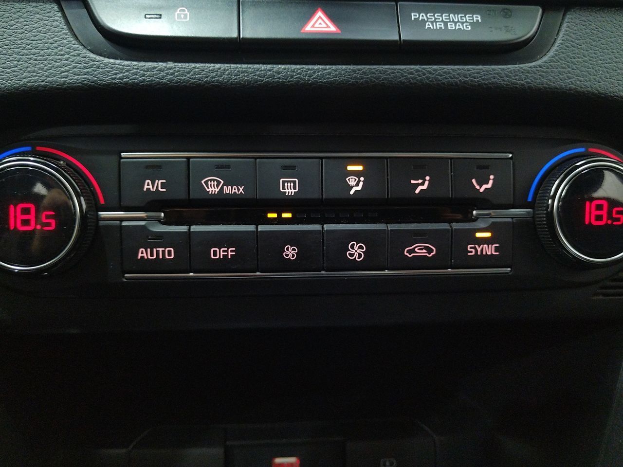 Kia Ceed 1.6 CRDi Drive - foto 18
