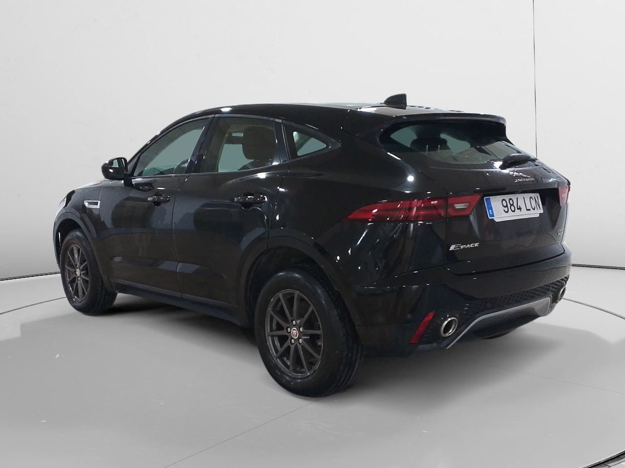 Jaguar E-Pace 2.0D 4WD - foto 4