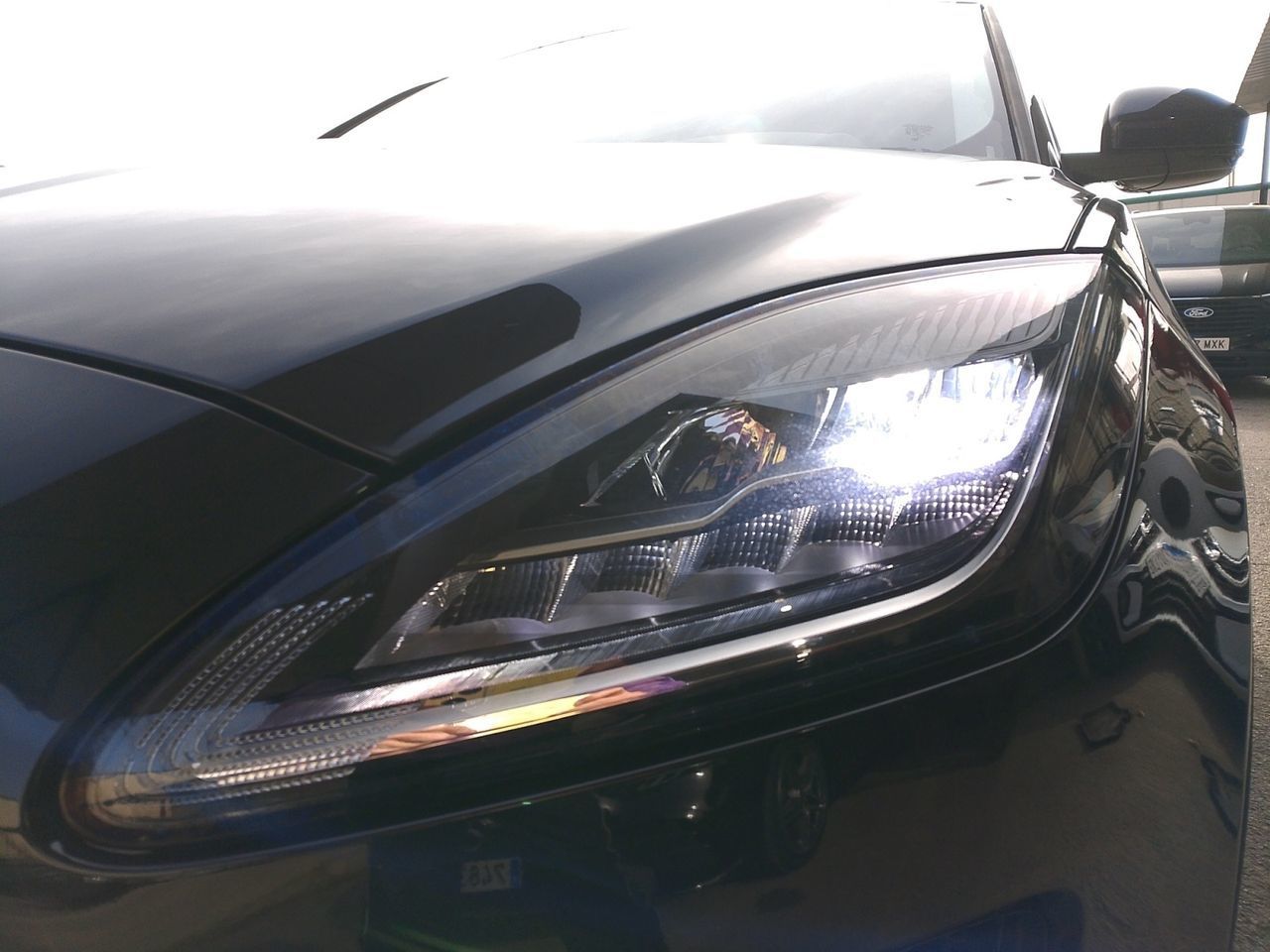 Jaguar E-Pace 2.0D 4WD - foto 22