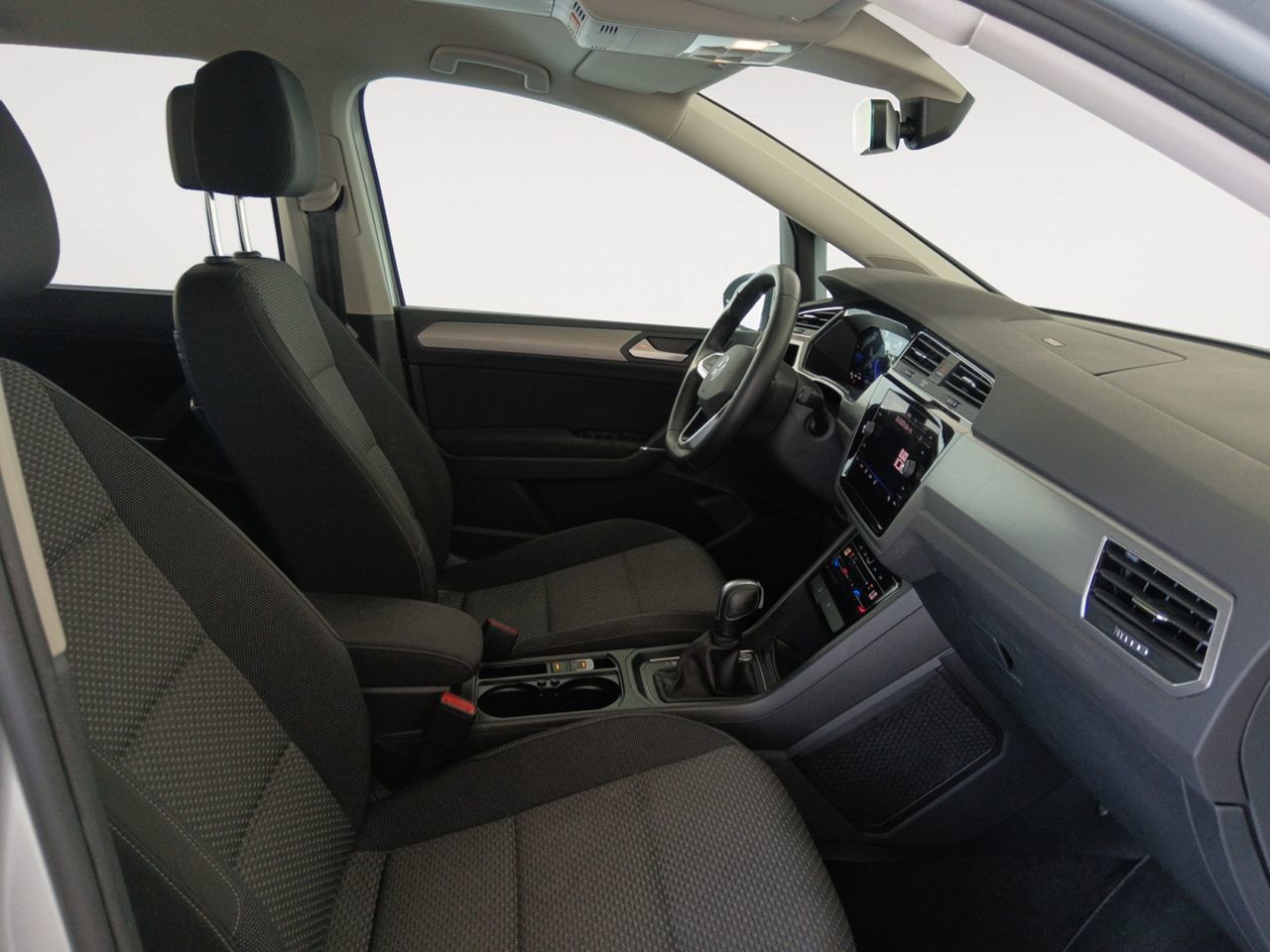 Volkswagen Touran Advance 2.0 TDI DSG - foto 11
