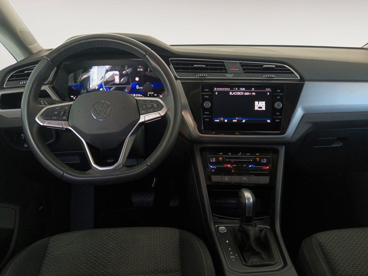 Volkswagen Touran Advance 2.0 TDI DSG - foto 7