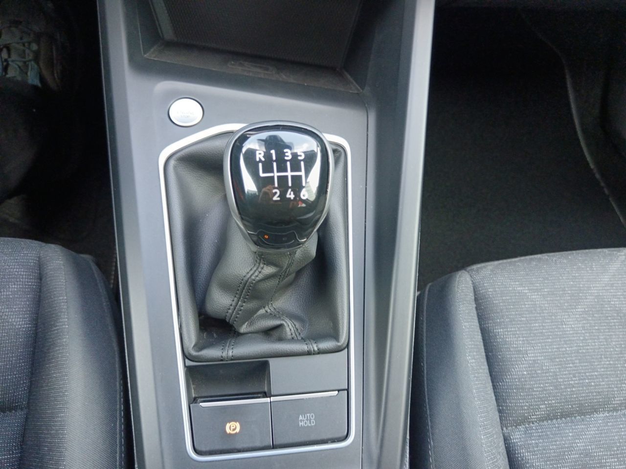 Volkswagen Golf Life 1.0 TSI - foto 13