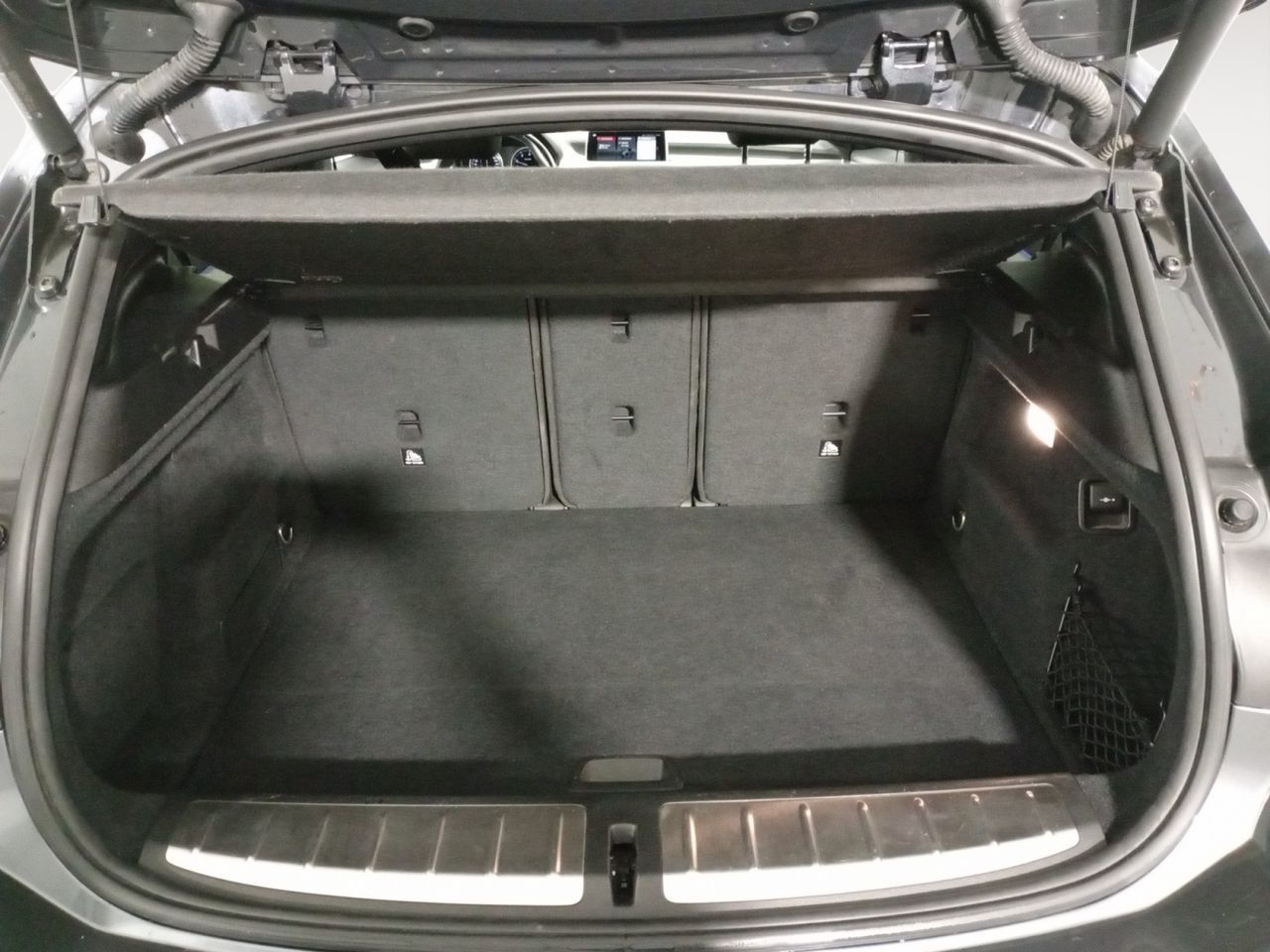 BMW X2 sDrive18d Business - foto 12