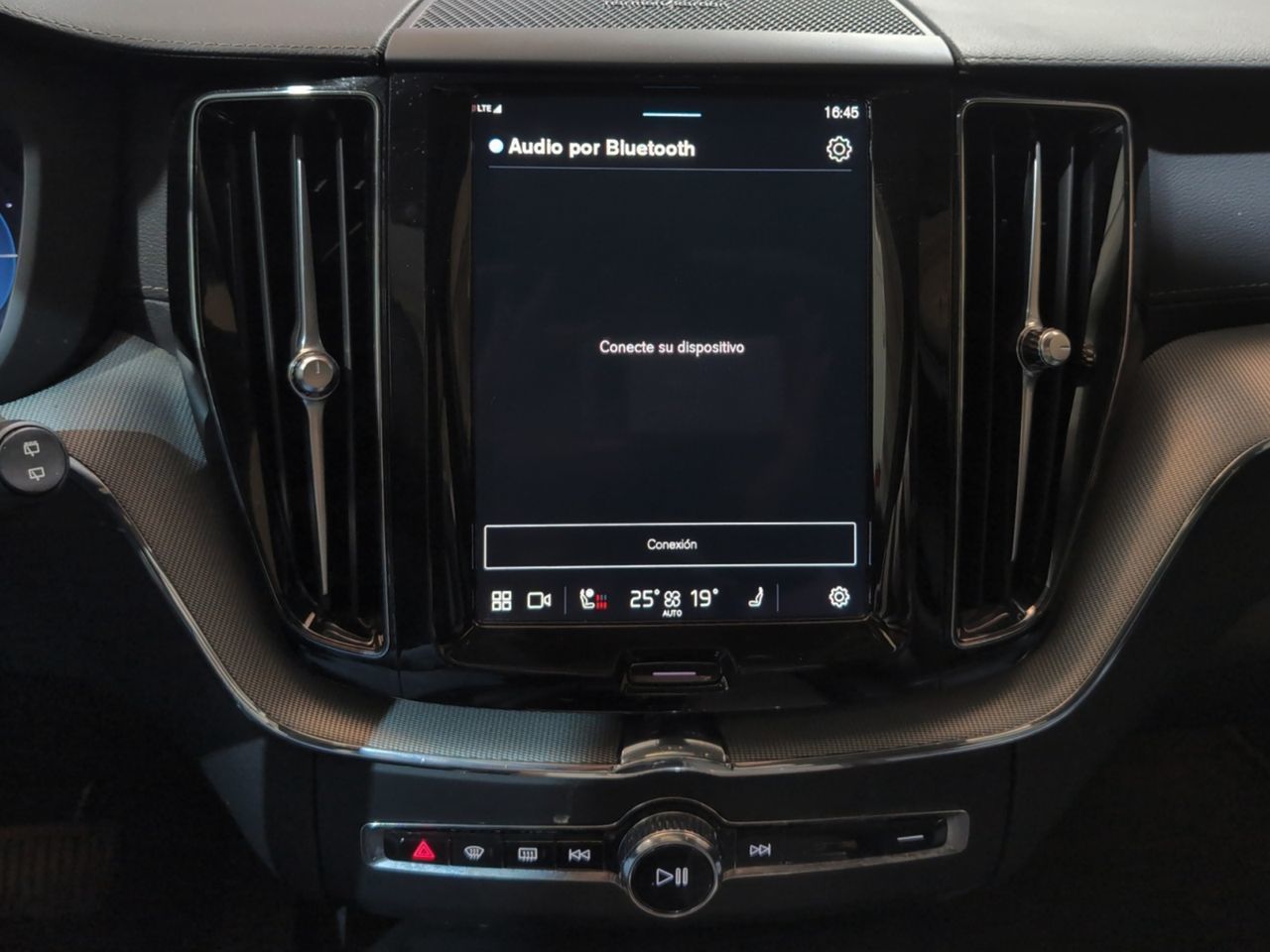 Volvo XC60 T6 Recharge Ultimate Dark AWD - foto 20