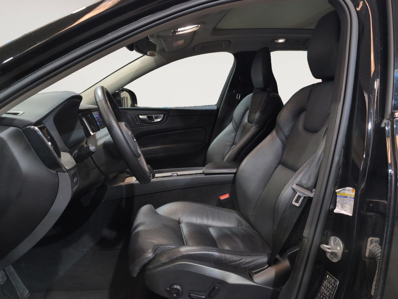 Volvo XC60 T6 Recharge Ultimate Dark AWD - foto 9