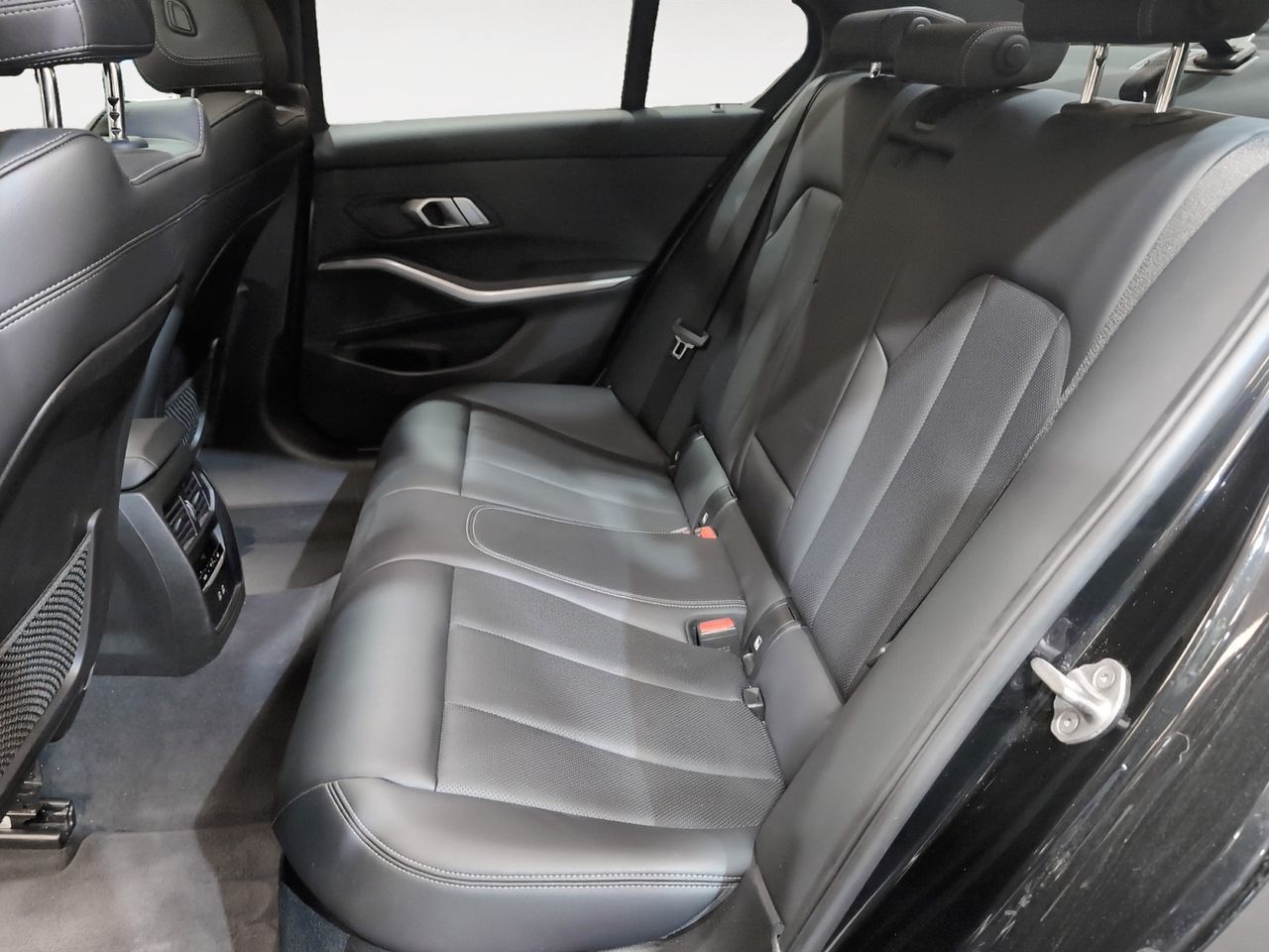 BMW Serie 3 330e - foto 9