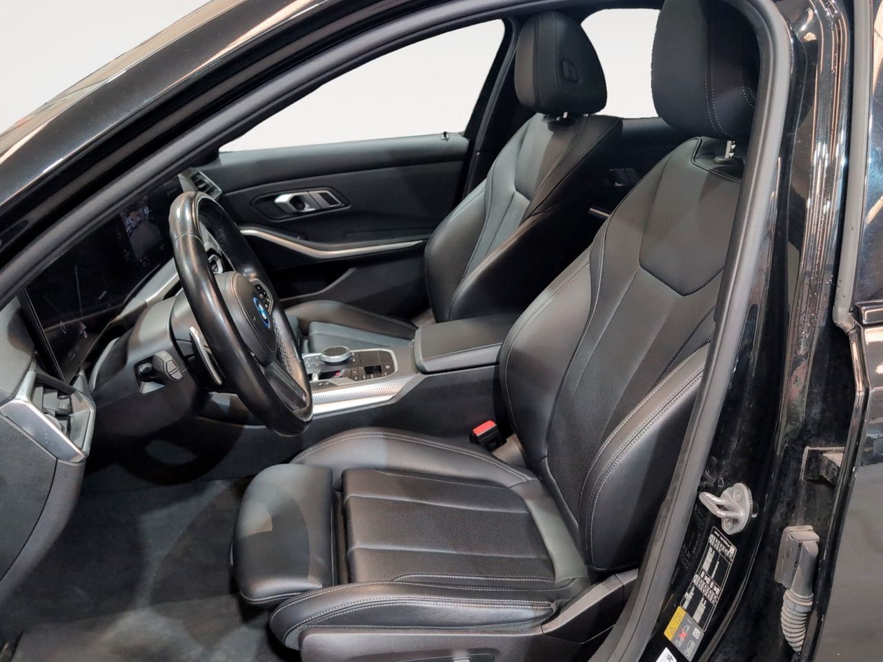 BMW Serie 3 330e - foto 8