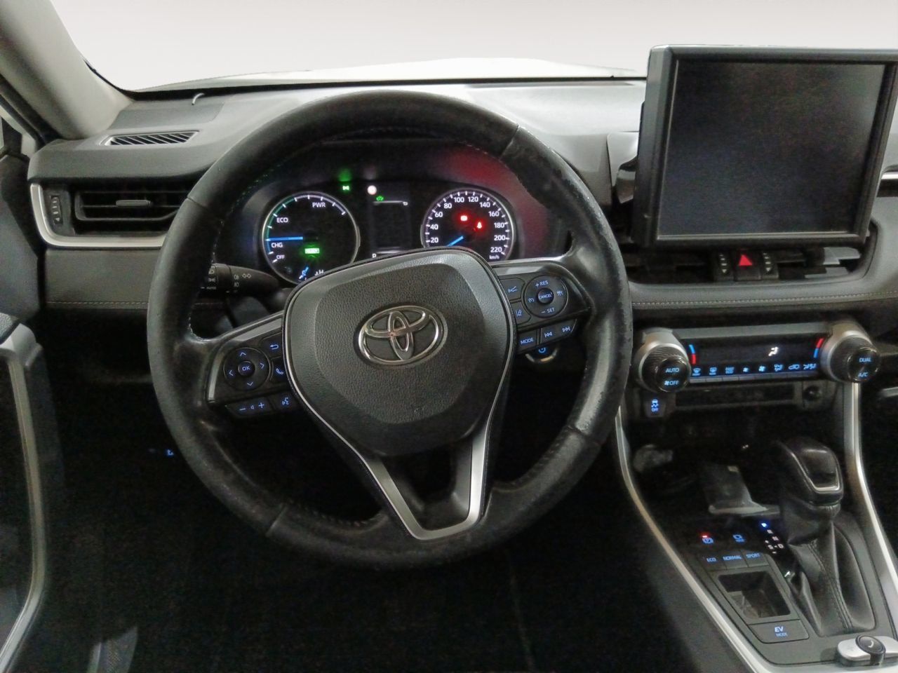 Toyota RAV4 220H Business - foto 8