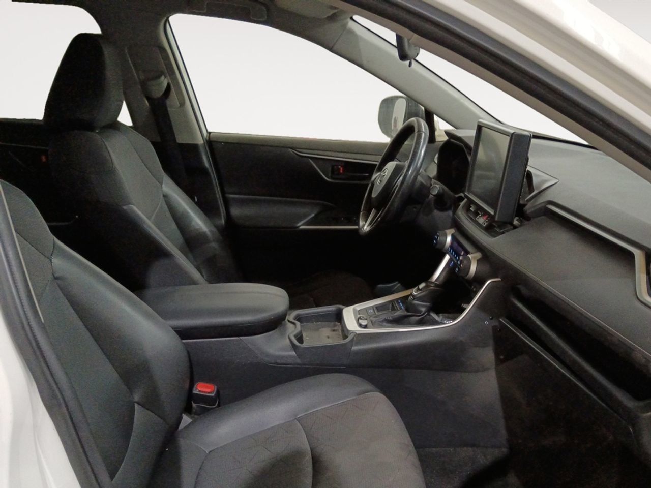 Toyota RAV4 220H Business - foto 11