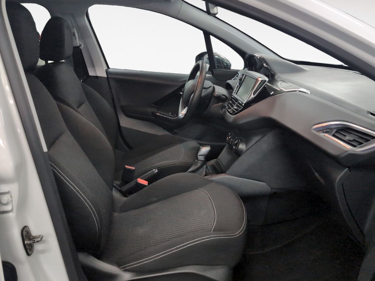 Peugeot 208 PureTech 82 Style - foto 11