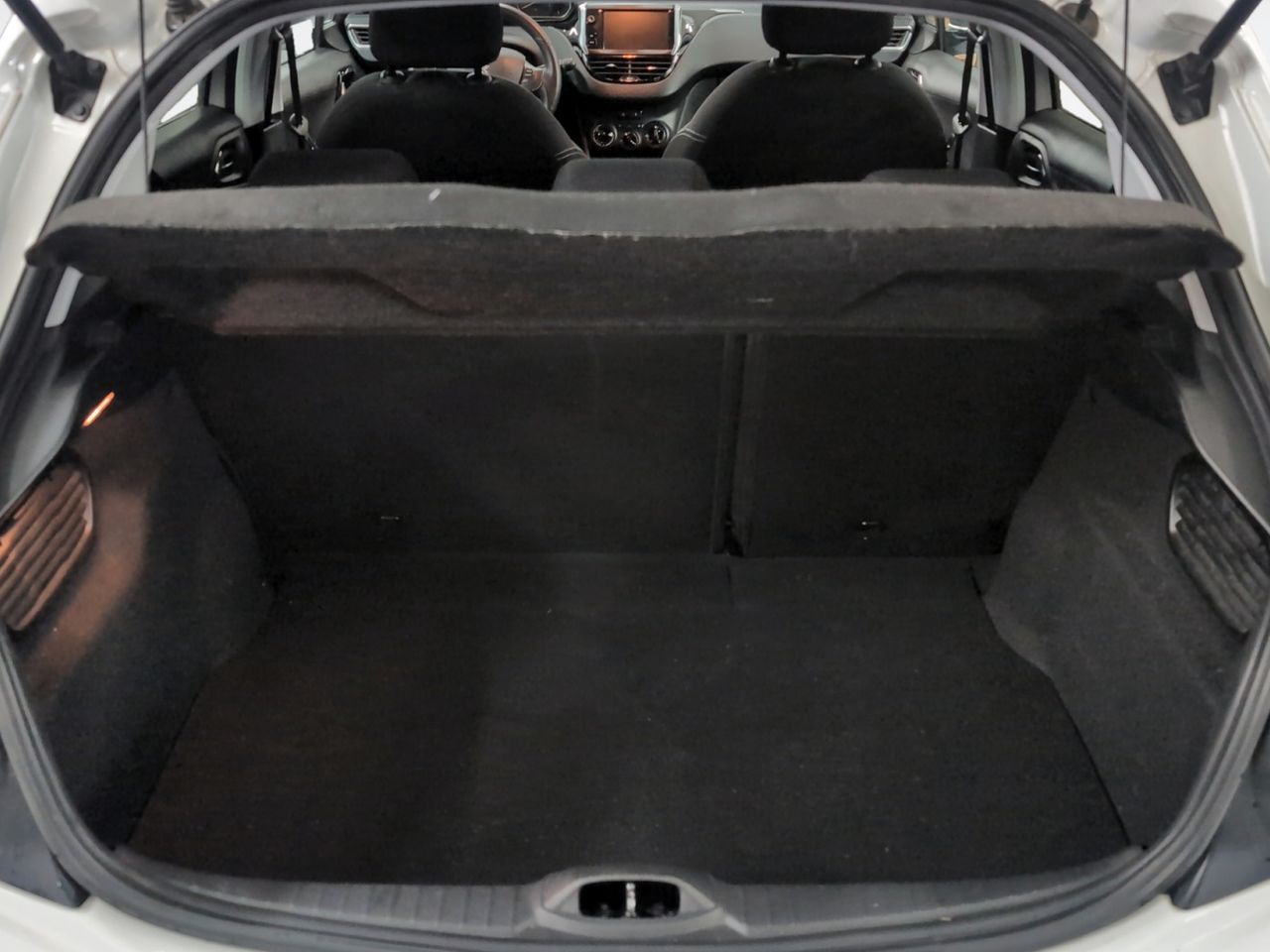 Peugeot 208 PureTech 82 Style - foto 12