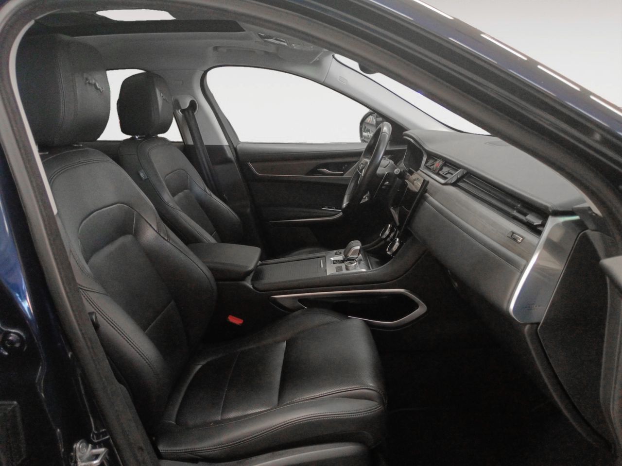 Jaguar F-Pace 2.0D l4 MHEV SE AWD - foto 11