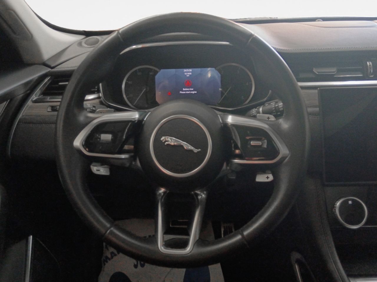 Jaguar F-Pace 2.0D l4 MHEV SE AWD - foto 8
