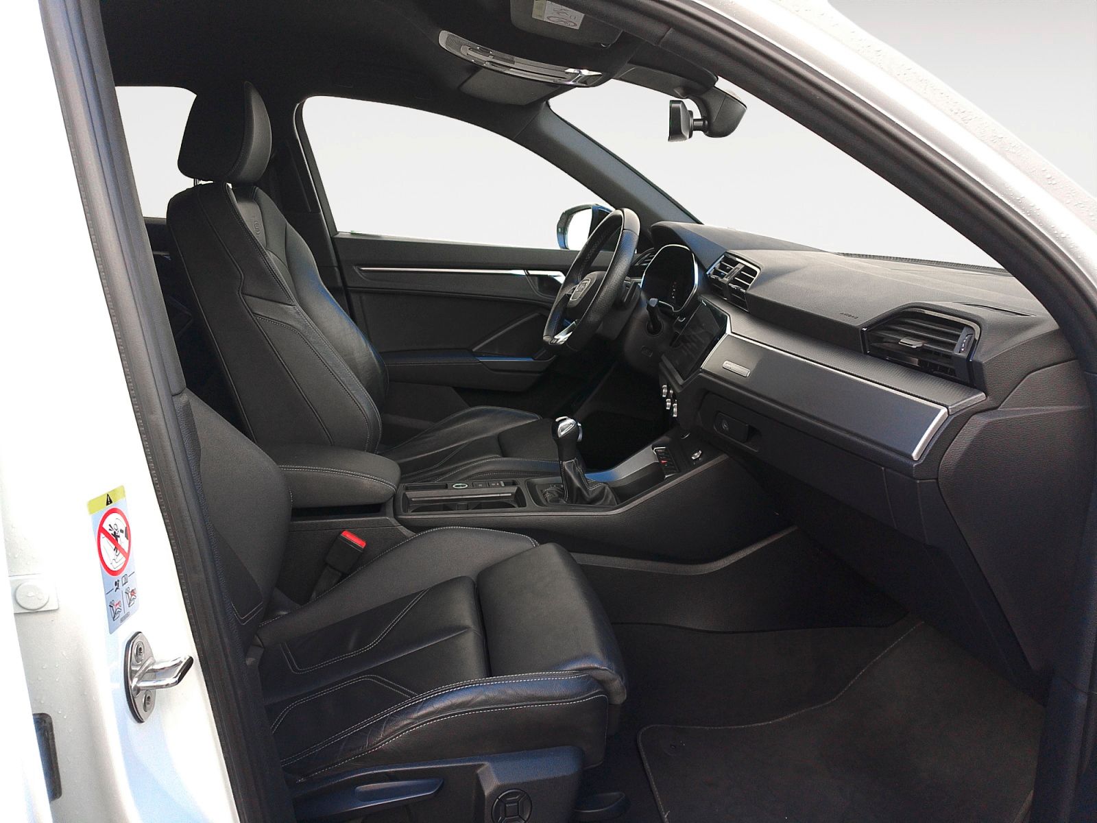 Audi Q3 Black line 35 TFSI S tronic - foto 13
