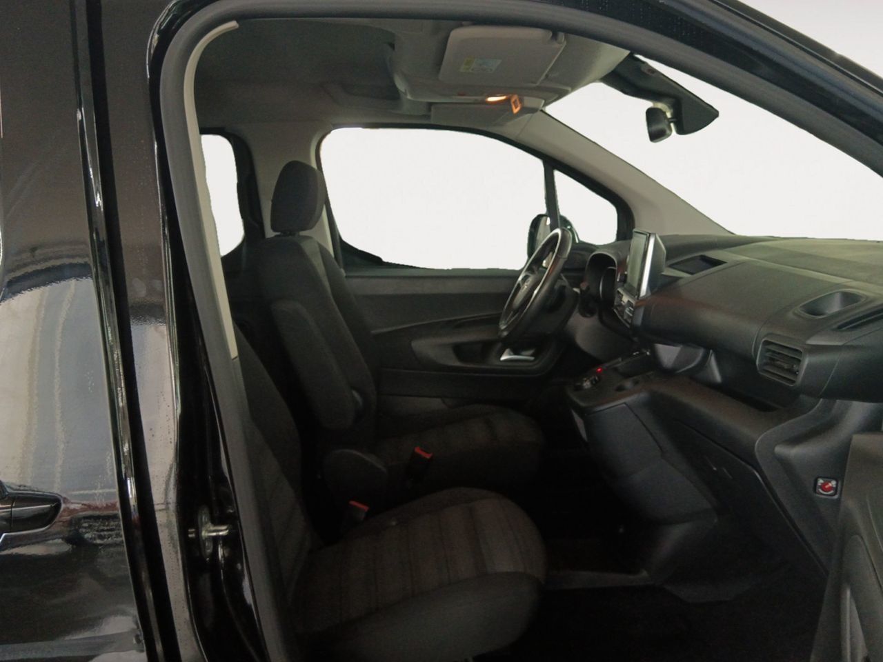 Opel Combo 1.2 T Elegance L - foto 10