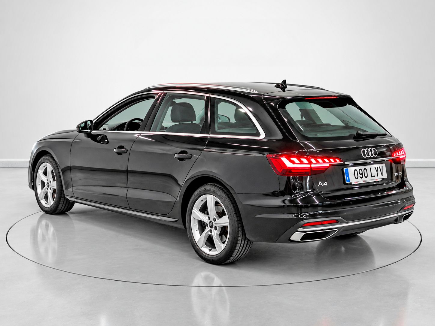 Audi A4 Advanced 35 TDI S tronic - foto 4