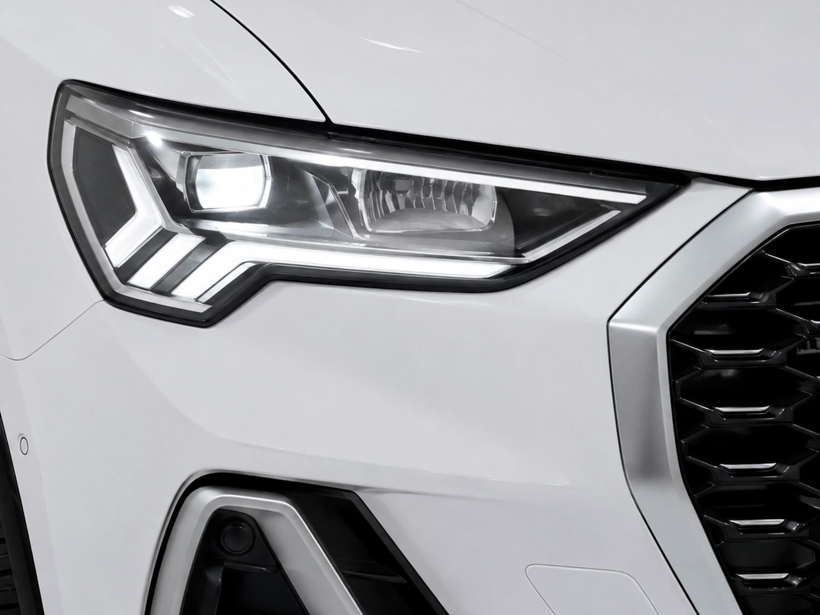 Audi Q3 S Line 40 TDI quattro S tronic - foto 22