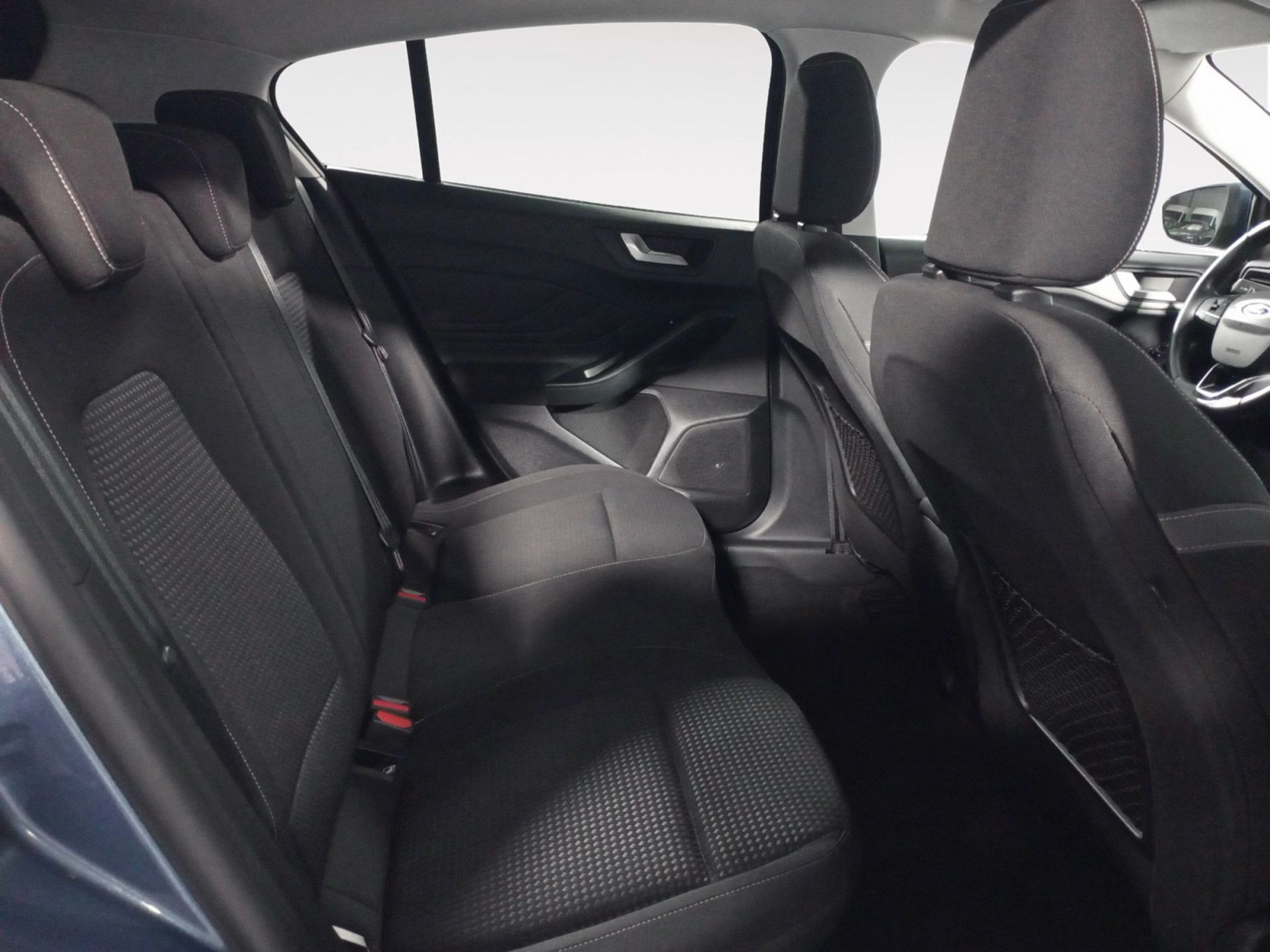 Ford Focus 1.5 EcoBlue Trend+ - foto 10