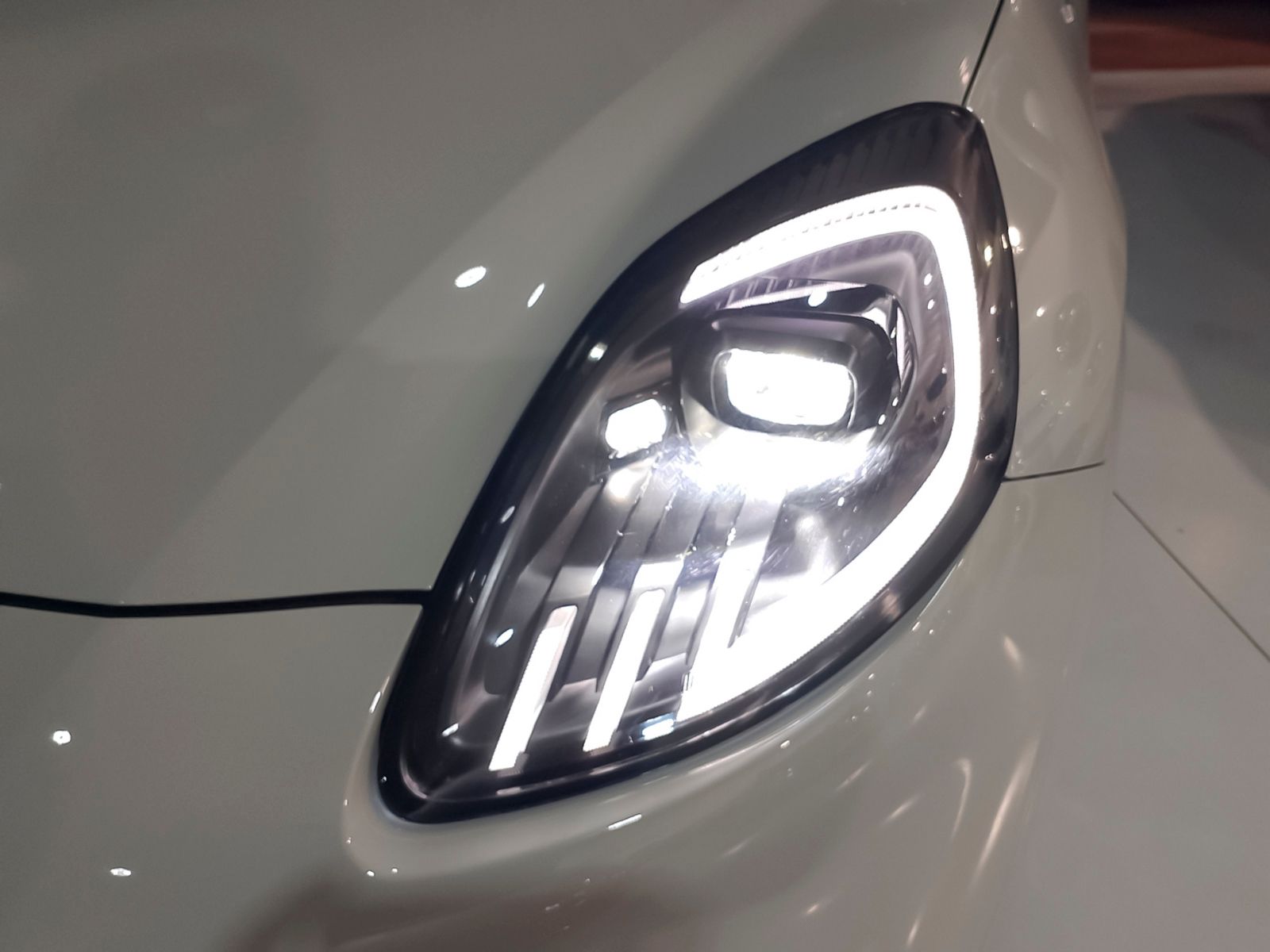 Ford Puma 1.0 EcoBoost MHEV ST-Line X - foto 23