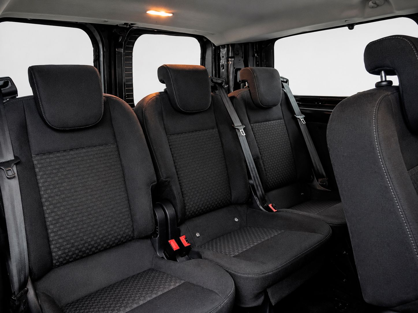 Ford Transit Custom Kombi 2.0 TDCi 320 L1 Trend - foto 11