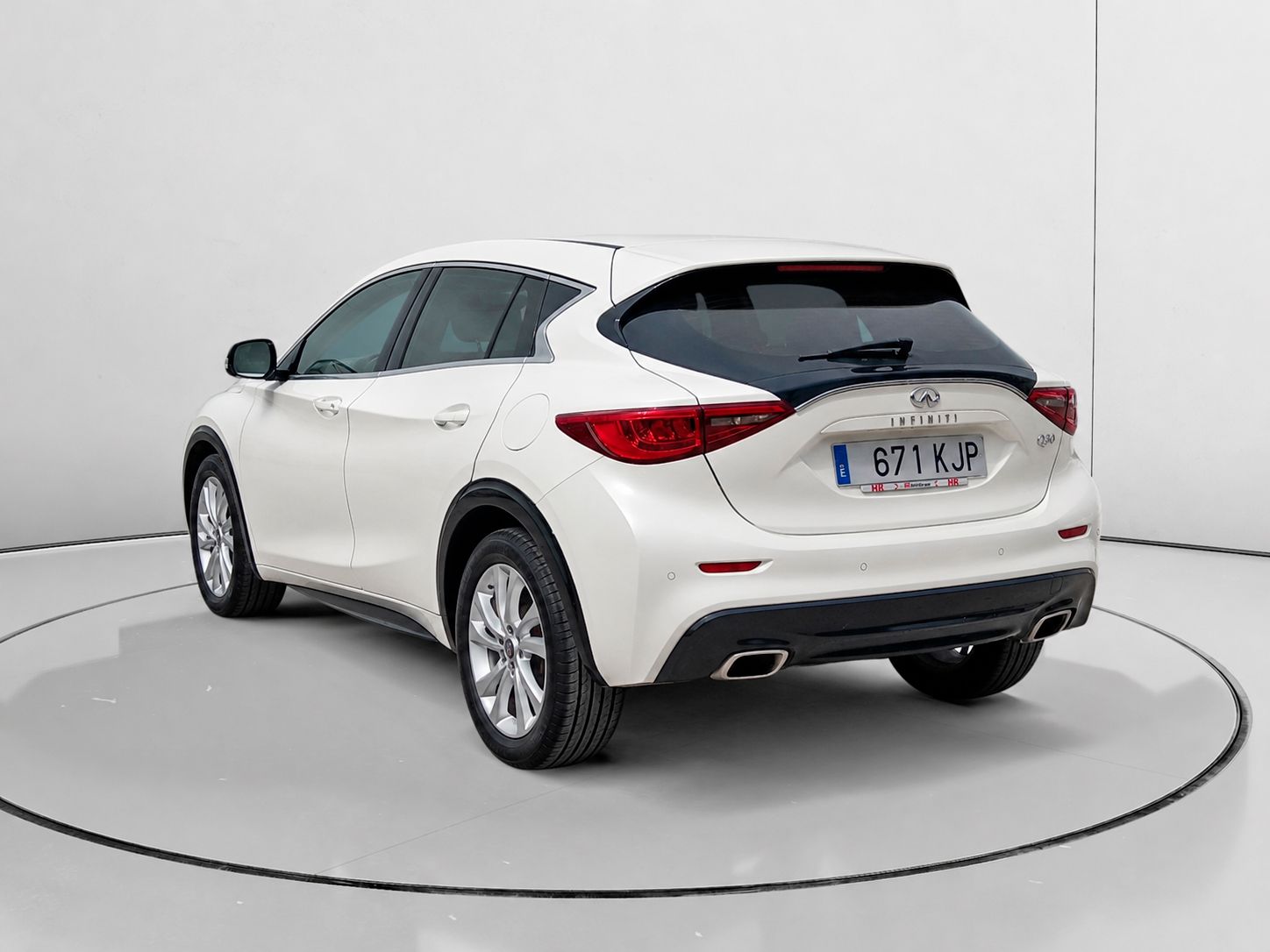 Infiniti Q30 1.5 D Premium - foto 5