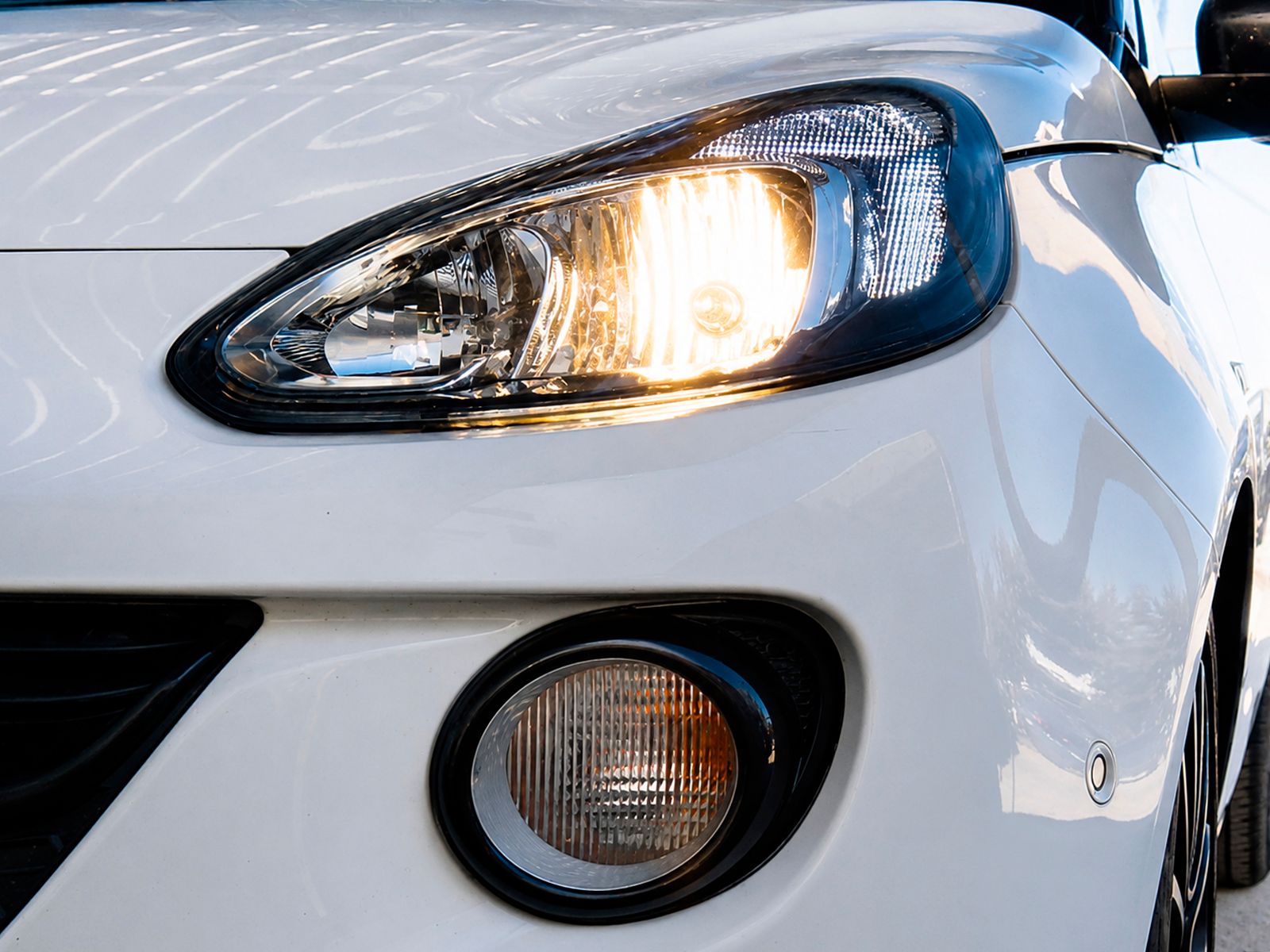 Opel Adam 1.4 XER Glam - foto 18