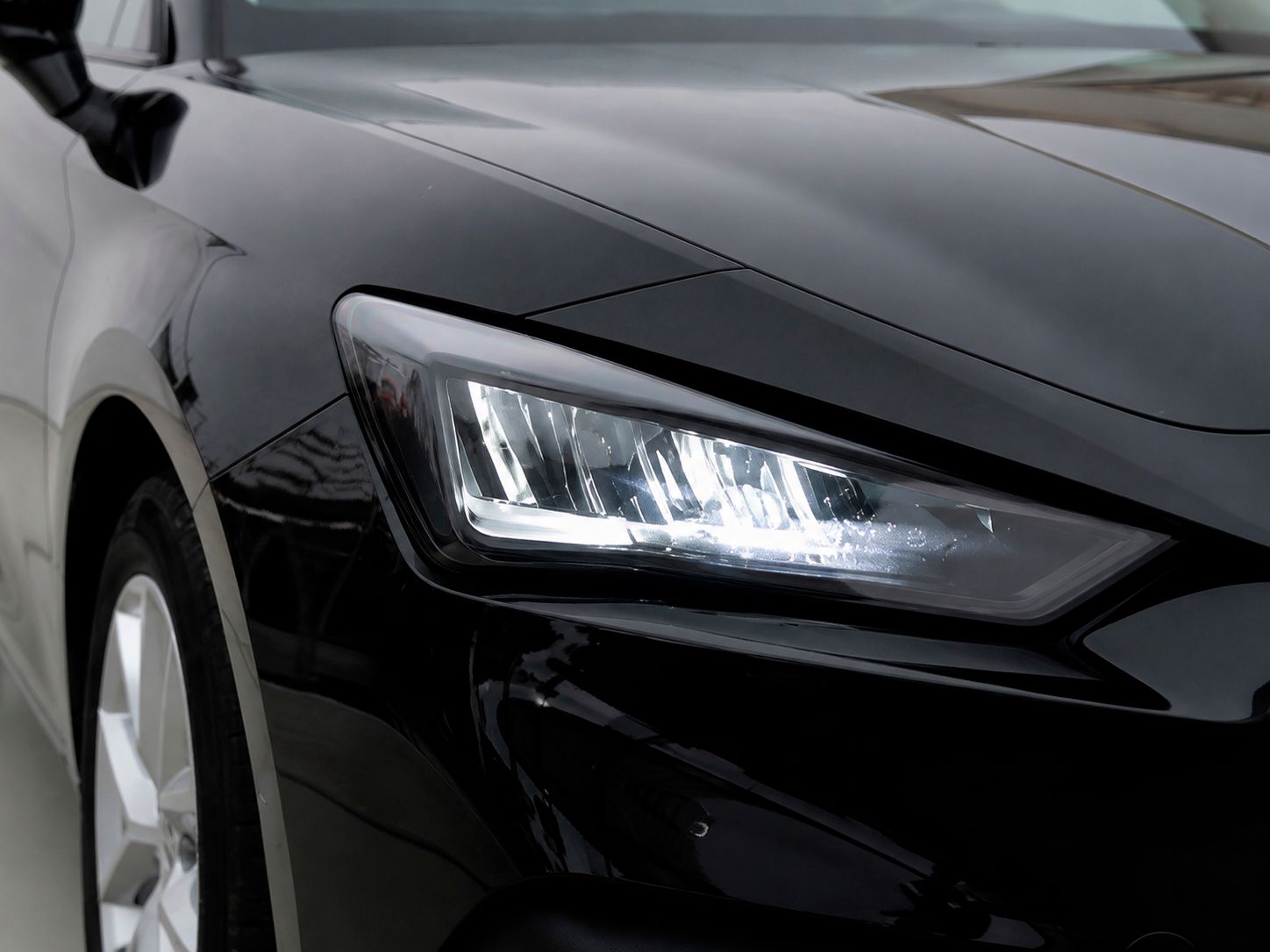 SEAT León 1.0 TSI Style 25 Aniversario - foto 22