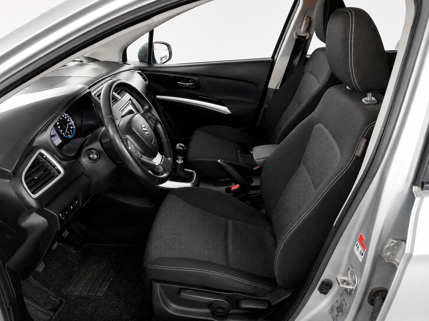 Suzuki S-Cross 1.6 Ddis GLX-EL - foto 9