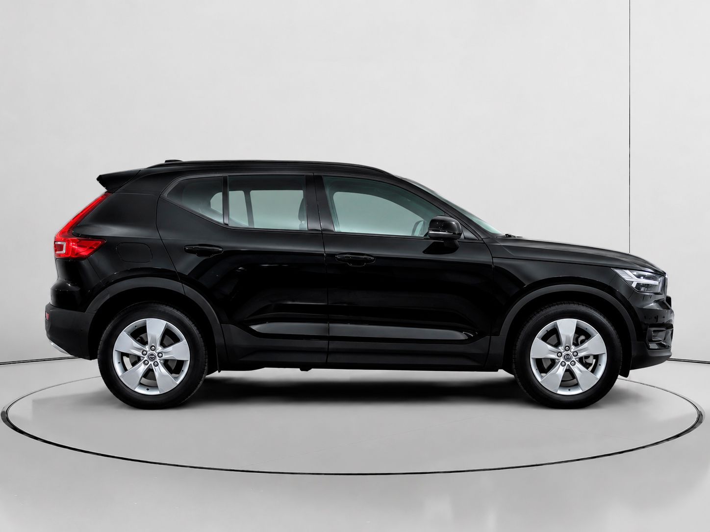 Volvo XC40 T2 Essential - foto 2