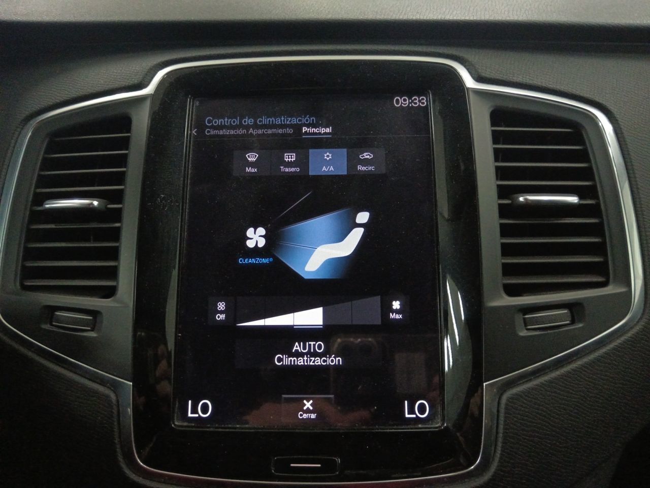 Volvo XC90 D4 Kinetic - foto 17