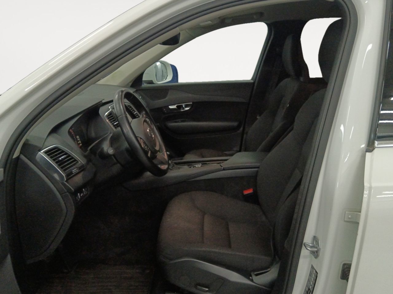 Volvo XC90 D4 Kinetic - foto 9