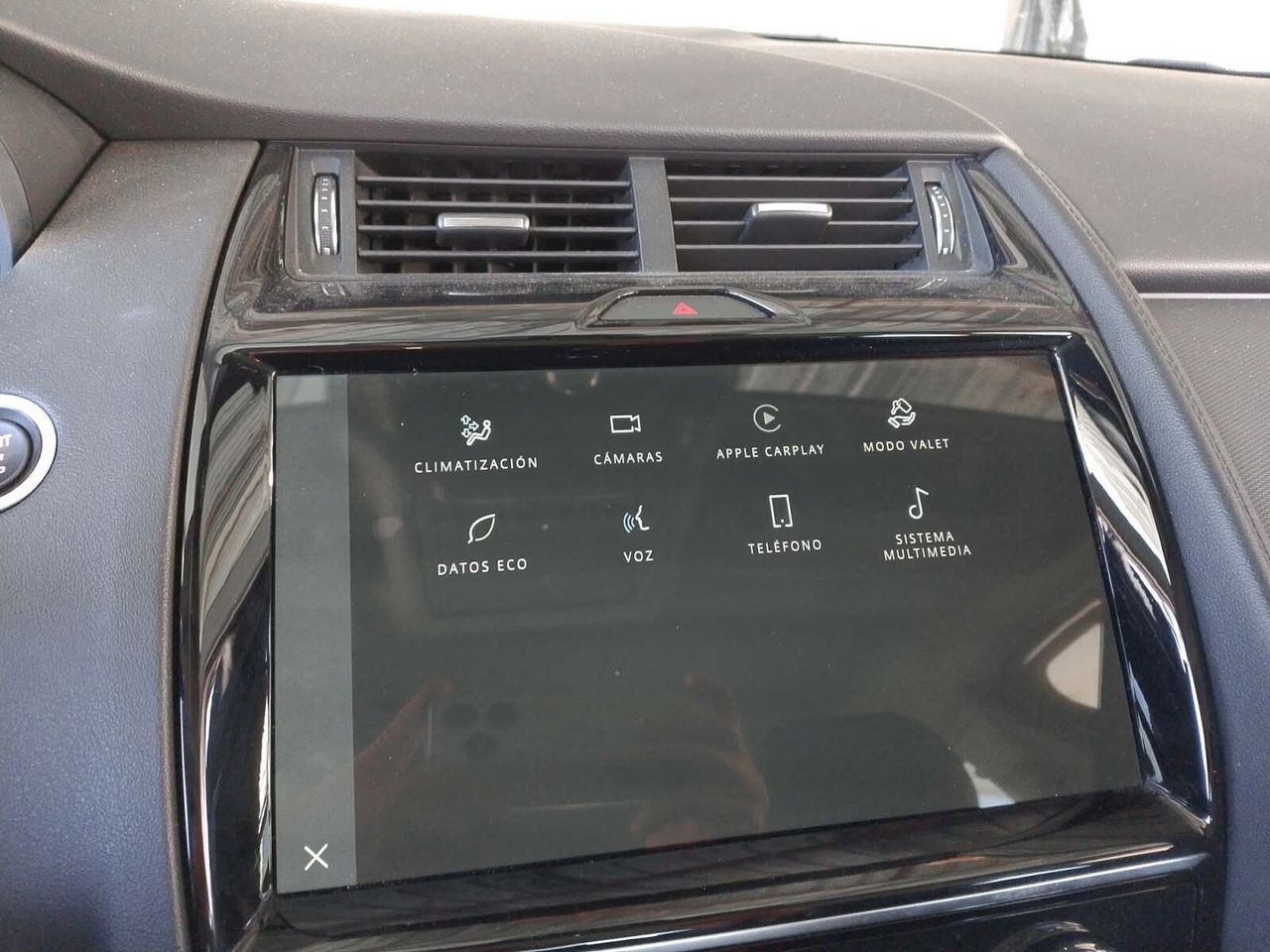 Jaguar E-Pace 2.0D Standard - foto 15