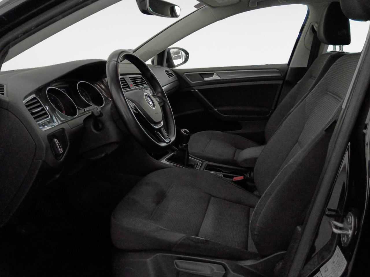 Volkswagen Golf Advance 1.6 TDI - foto 11