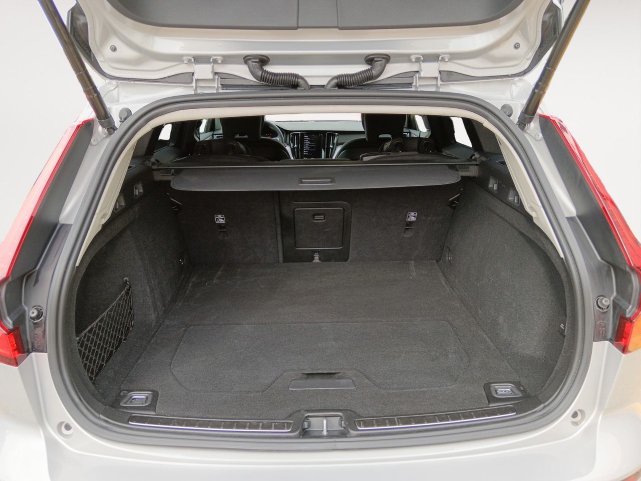 Volvo V60 B4 D Cross Country Core AWD - foto 11