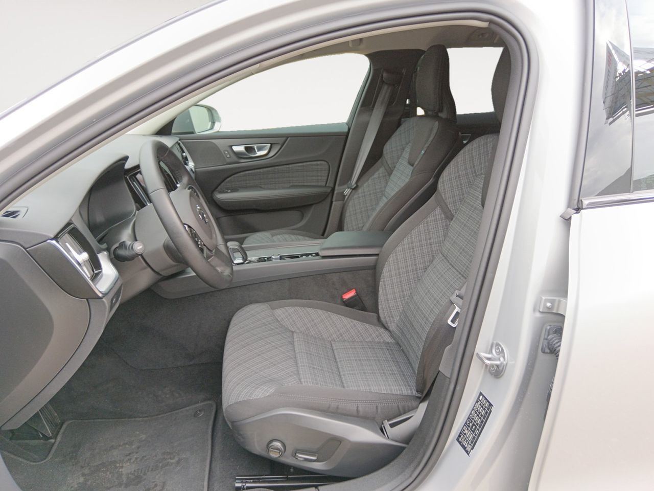 Volvo V60 B4 D Cross Country Core AWD - foto 8