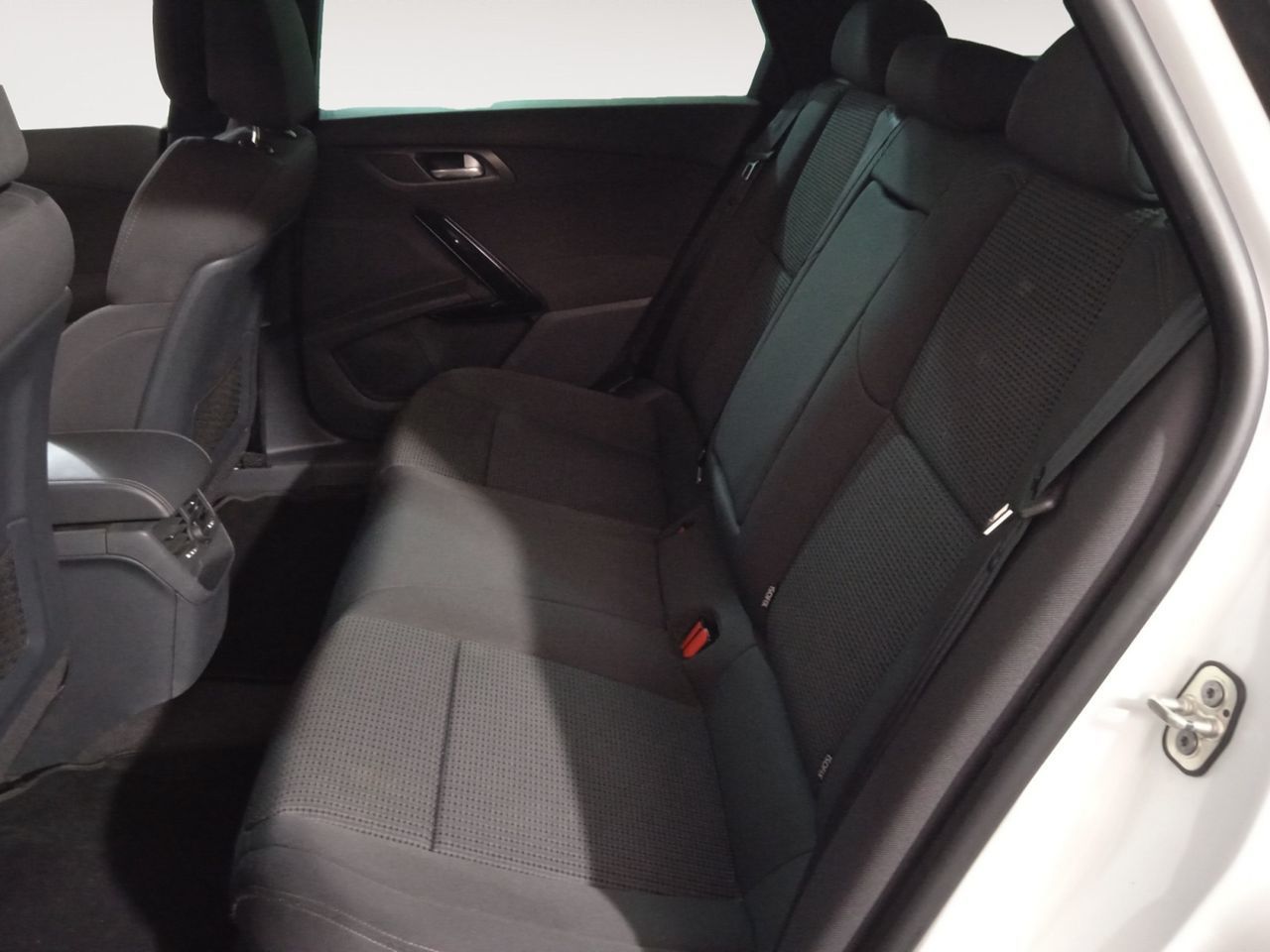 Peugeot 508 1.6 BlueHDi Active - foto 9