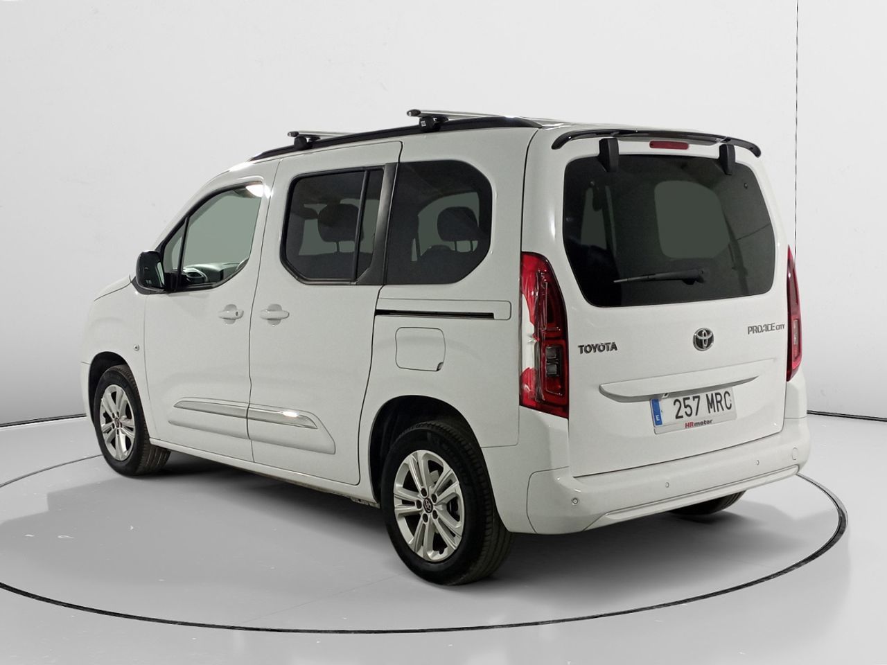 Toyota Proace City 1.5D Family Active L1 - foto 4