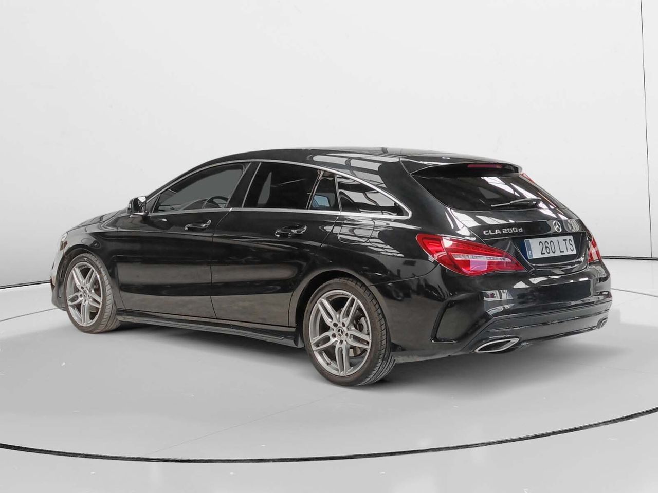 Mercedes-Benz CLA 200 d - foto 4